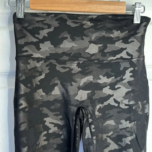 Spanx leggings - Picture 2 of 3